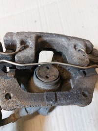 фото thumb №10, Суппорт тормозной левый задняя mazda 5 05- 1.8b 16v