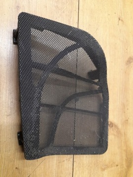 фото thumb №1, Захист маскувальна накладка динаміка volvo 850