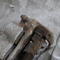 фото thumb №7, Nissan leaf ii 2 2020 суппорт тормозной перед