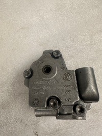 фото thumb №1, Audi оригинальный номер 03l115105f насос масла...