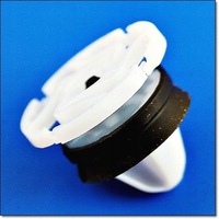 фото thumb №4, 2szt peugeot 2008 -кліпса tapic. двері