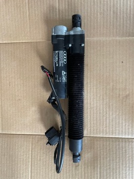 фото thumb №1, Audi a6 c7 амортизатор задней крышки 4g5827851b