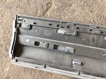 фото thumb №9, Audi q7 4l рестайлинг планка дверь правый зад нижняя 4l0853970h