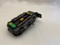 фото thumb №1, Bmw x6 f16 2018 рамка / модуль предохранителей 6819653