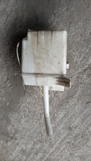 фото thumb №1, Бак рідина омивача toyota avensis t25 hb