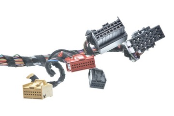 wtyczki AUDI A4 B6 8H0959433M