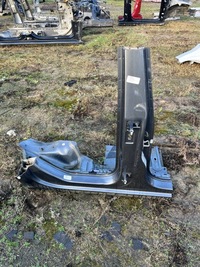 фото thumb №1, Порог полный длинный правый vw t-roc 17- lr7h