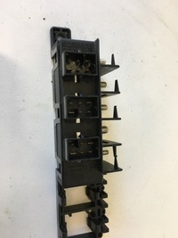 фото thumb №11, Коробка реле audi a8 d2 8l0941822a