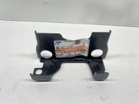 фото thumb №1, Кронштейн кронштейн крыла ford fiesta 8 mk8 viii 2017-