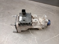 фото thumb №1, A0044314806 клапан главный тормоза mercedes actros