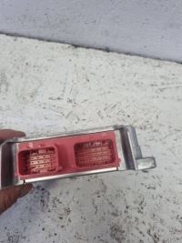 Tesla model s рестайлинг  блок управления / модуль подушка безопасности Цена, фото thumb