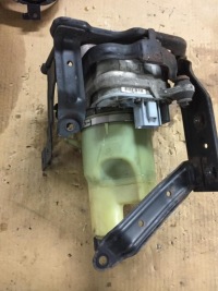 фото thumb №1, Volvo c30 v50 насос підсилювача 31302196ac