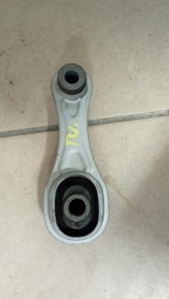 фото thumb №3, Подушка двигателя кронштейн renault twingo iii 113603972r