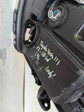 фото thumb №8, Лампа права фара toyota yaris iii 17- рестайлінг led