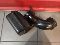 фото thumb №1, Bmw 5 f10 n47 2.0d резонатор труба шланг повітрозабірник повітря оригінал 8512249