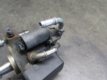 фото thumb №10, Насос вприскувальний 03l130755e vw golf vi 1.6 tdi cay