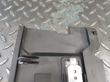 фото thumb №11, Захист внутрішня лампа верхня бардачка контролера 8 125 689 bmw e38