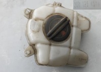 фото thumb №1, Бачок розширювальний vw passat b8 3q0121407a