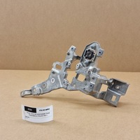 фото thumb №1, Правий панель фари кронштейн поперечина передній polestar 3