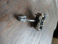 фото thumb №2, Citroen c2 04 1.1 обмежувач двері правий