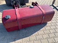 фото thumb №1, Бак топлива renault gama t low крышка 150x69x56