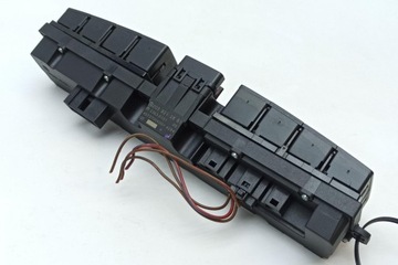 фото thumb №7, Кнопка аварийных mercedes-benz clk c209 2038212881 2.7l дизель 2004