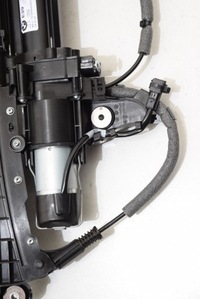 фото thumb №9, Bmw 7 g70 левая шторка заслонка электрическая дверь задняя