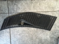 фото thumb №1, Mercedes-benz оригінальний номер 1238360165 решітка жабо
