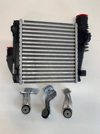 фото thumb №1, Opel grandland інтеркулер новий з крепленнями kompletny