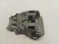 фото thumb №1, Volvo xc40 t5 eh кронштейн двигуна права 32203010