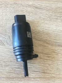 фото thumb №1, Bmw f90 g12, g32 помпа омивача 7345844