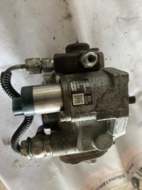 Купити Насос упорскування mazda cx3 1.5d sky active s55013800, фото thumb