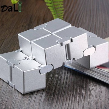 Металлический куб Infinity Cube Антистресс - серебро