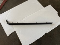 фото thumb №1, Напрямна двері trafic iii vivaro b напрямна renault