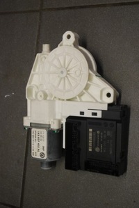 фото thumb №1, Двигунчик скла праві перед vw golf v 1k5837402al