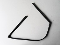 фото thumb №1, Прокладка передня ліва двері hyundai i30 ii 5d