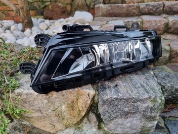 фото thumb №5, Лампа противотуманная skoda octavia 17- pr vag 5e0941700f