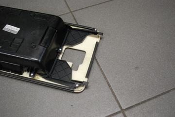 фото thumb №9, Бардачок подлокотника audi a8 d3 рестайлинг 4e0863075q