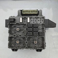 фото thumb №2, Jeep cherokee iii kj p56010420ah рамка / модуль предохранителей