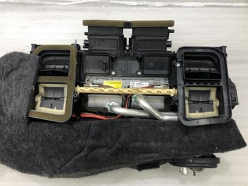 фото thumb №15, Обігрівач mercedes c-klasa w204 a2048300962