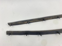 Купити Прокладка гумовий елемент крила бампера права ліва mercedes w124 універсал, фото thumb