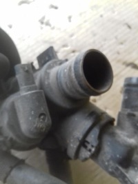 фото thumb №4, Wąż труба корпус термостата