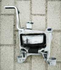 фото thumb №1, Mazda cx-5 i 2.2 d 12-15 кронштейн подушка двигуна