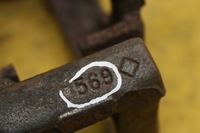 фото thumb №7, Скоба супорт правий перед a4 b6 312mm