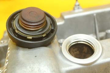 фото thumb №9, Крышка клапанов kia sportage iv hyundai tucson 1.6 t- gdi g4fj 22410 2b611