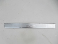 фото thumb №1, Планка порогова передня ліва toyota auris i 06-12