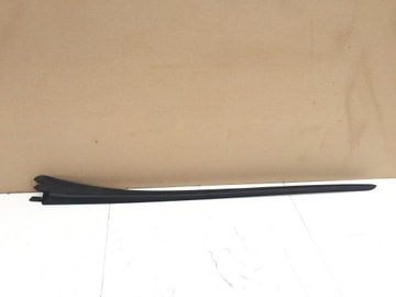 фото thumb №1, Peugeot 5008 i 09- планка стёкла лобовой левая