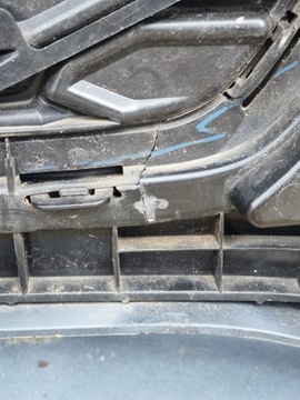 фото thumb №12, Audi q5 рестайлинг 80a s line s-line бампер переднее перед решётка решётка радиатора