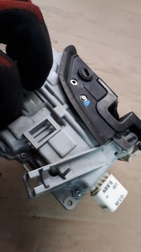 фото thumb №7, A4 b8 a5 q5 замок двері правий зад 7 pin 8k0839016