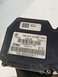фото thumb №8, Насос тормозная abs 5n0614109ac vw tiguan 5n fl 11r 2.0 tdi